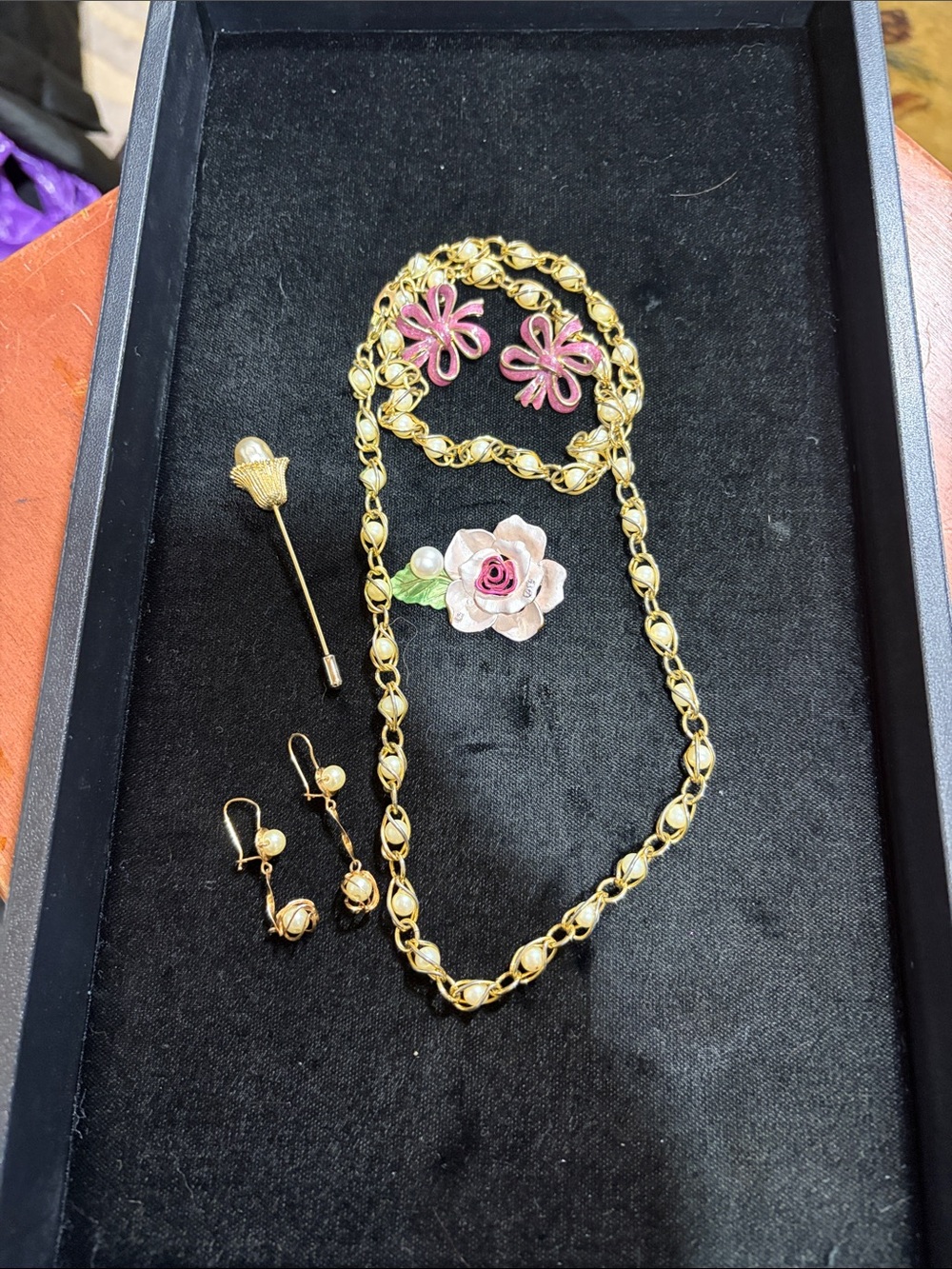 Gold-Tone Chain Necklace with Pink Floral Brooch and Matching Earrings